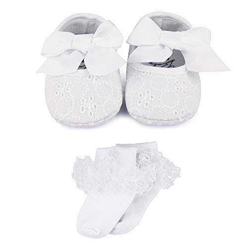 Lacofia Baby Mädchen Rutschfest Weiche Sohle Bowknot Weiß Taufe Schuhe Mit Bestickten Kreuz Taufe Socken 6-12 Monate